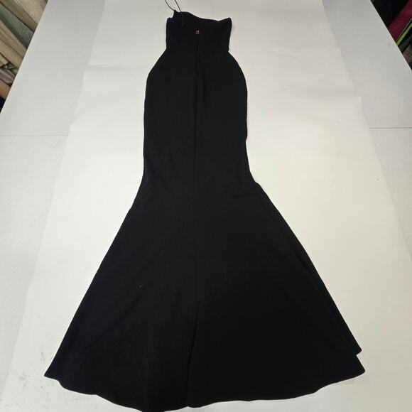 Nookie Jasmine One Shoulder Gown in Black - Picture 13 of 14